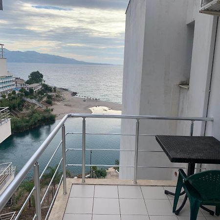 Adriatik Apartaments Sarandë Buitenkant foto
