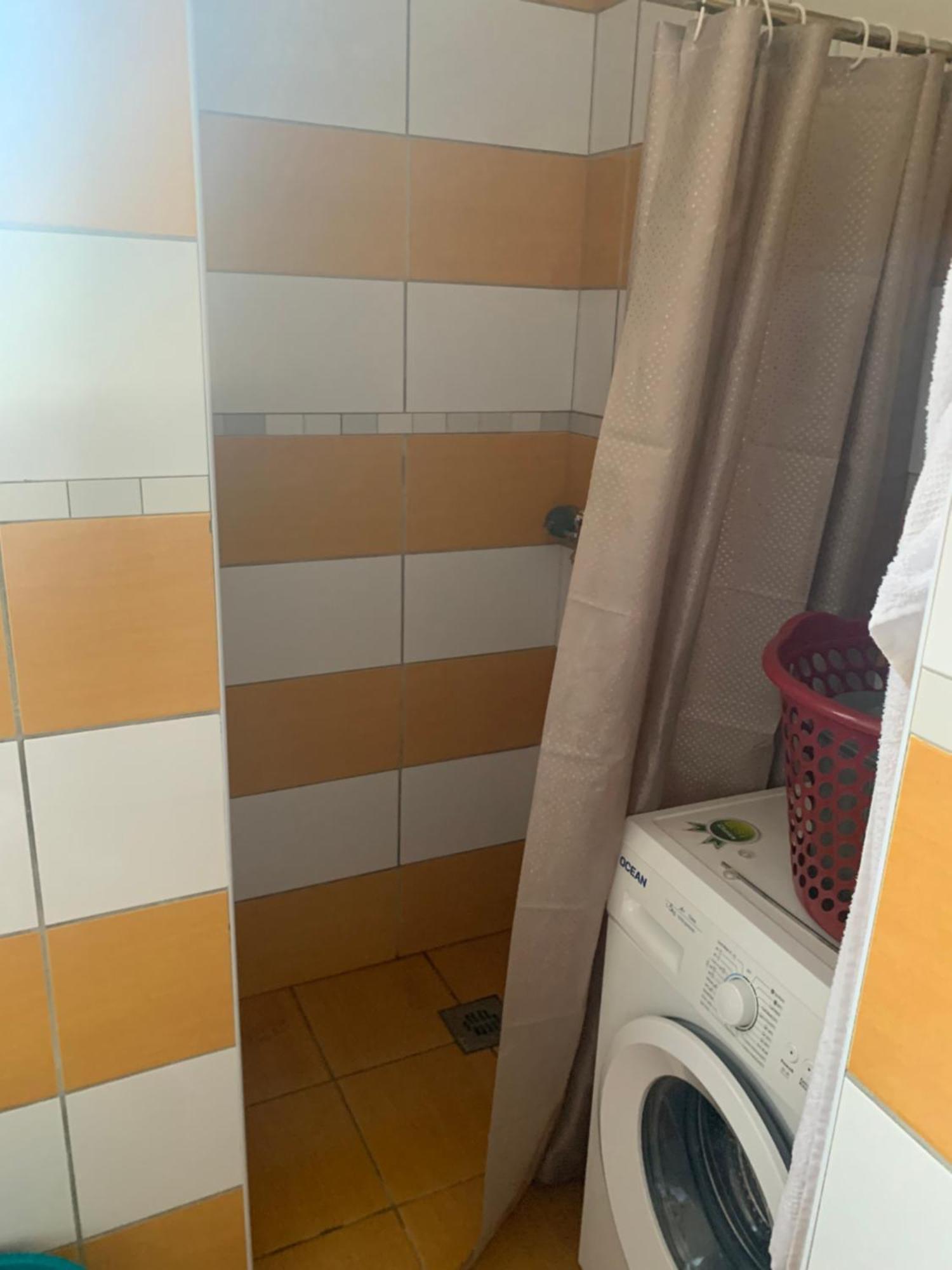 Adriatik Apartaments Sarandë Buitenkant foto