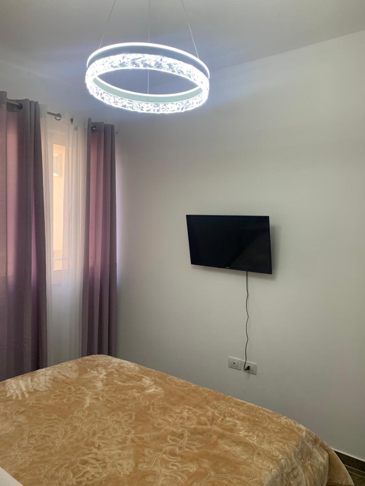 Adriatik Apartaments Sarandë Buitenkant foto