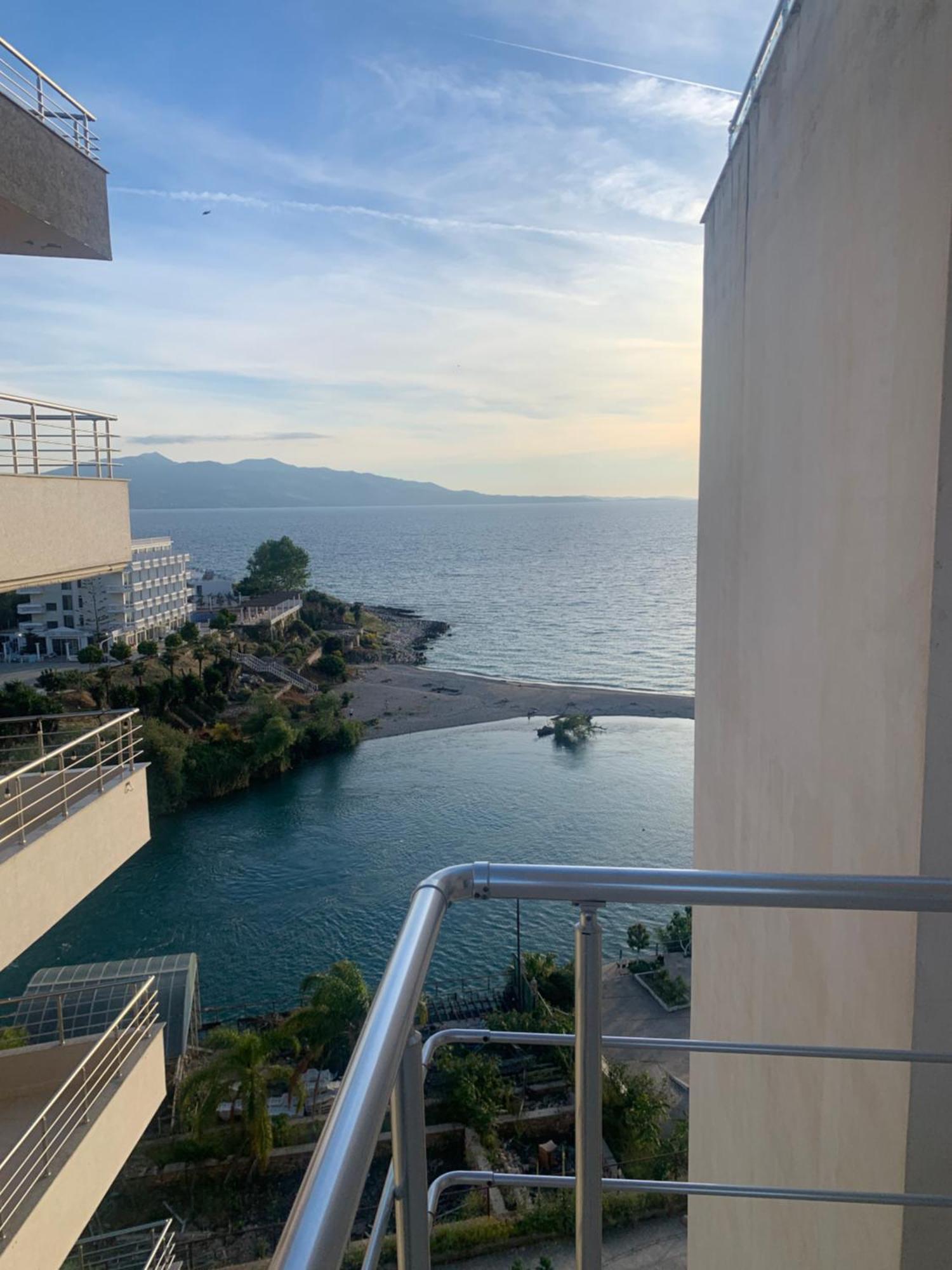 Adriatik Apartaments Sarandë Buitenkant foto