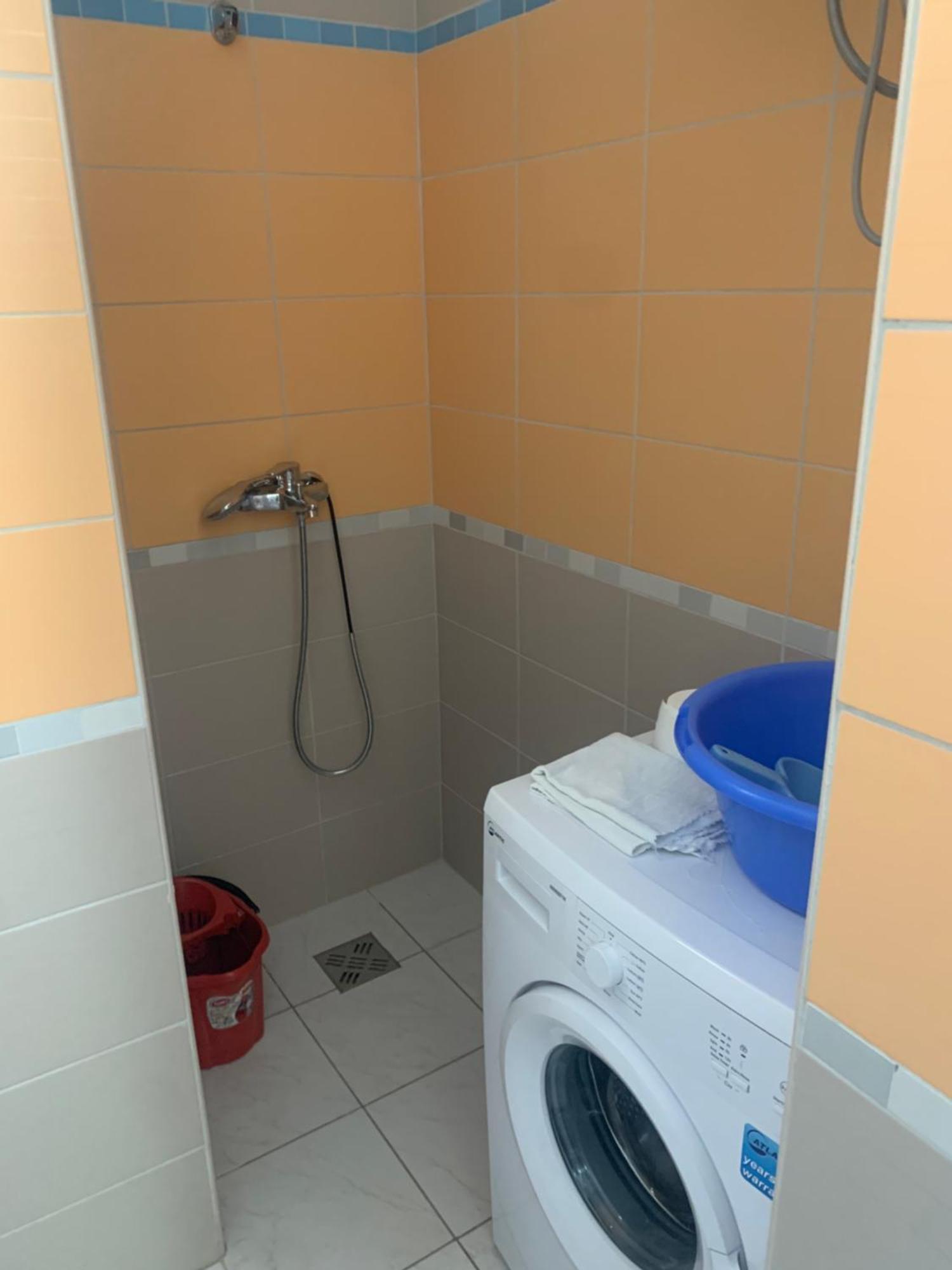 Adriatik Apartaments Sarandë Buitenkant foto