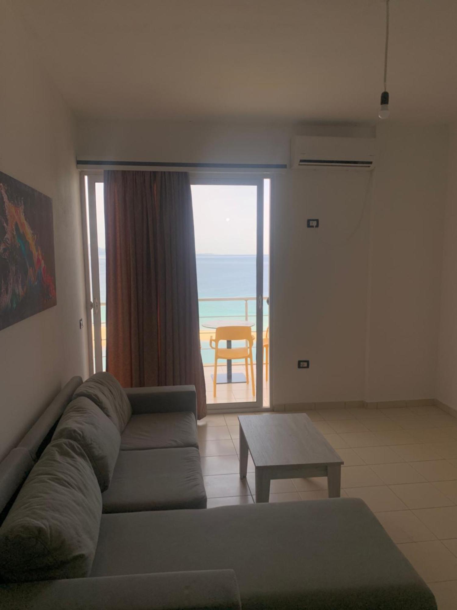 Adriatik Apartaments Sarandë Buitenkant foto