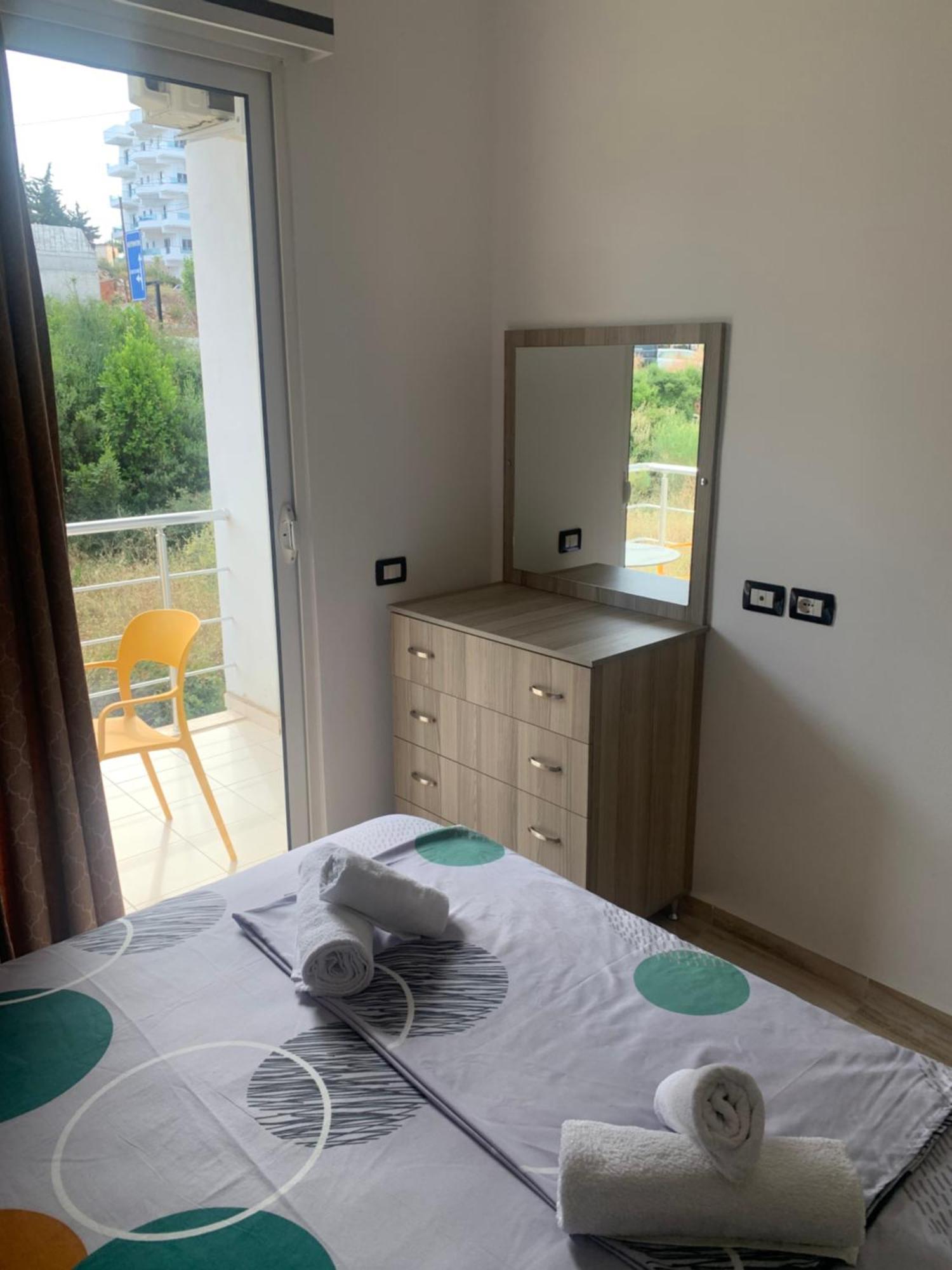 Adriatik Apartaments Sarandë Buitenkant foto